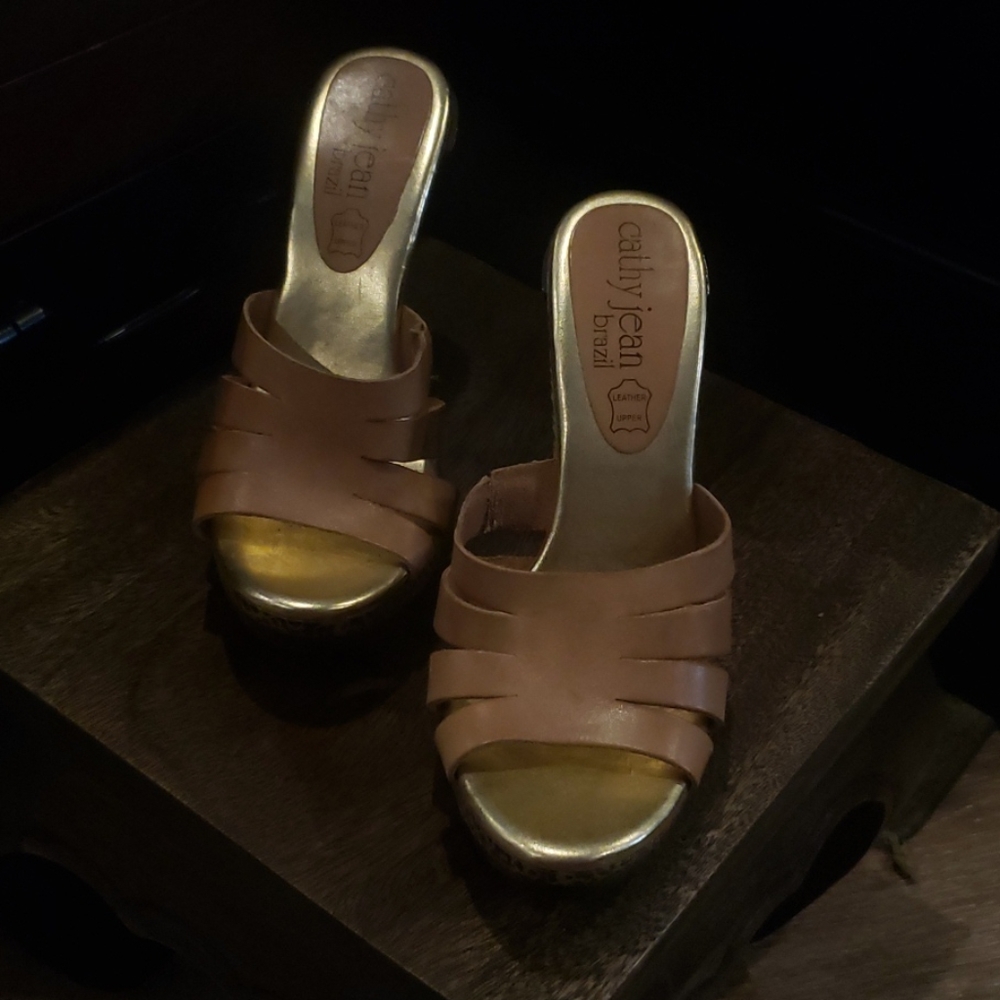 Cathy Jean 8 platform heels